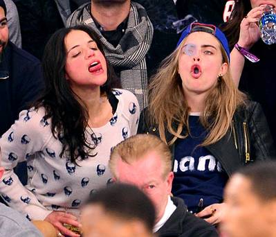 michelle-rodriguez-cara-delevingne-smoking-inline