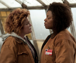 Red (Kate Mulgrew) meets her match with new inmate Vee (Lorraine Toussaint)