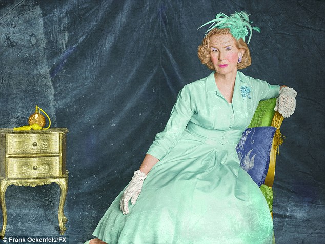 1411431483224_wps_11_Frances_Conroy_as_Gloria_