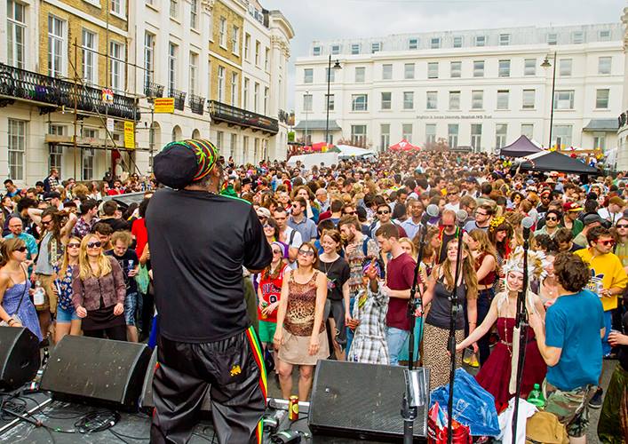 1016837_668619789830212_62271143_n