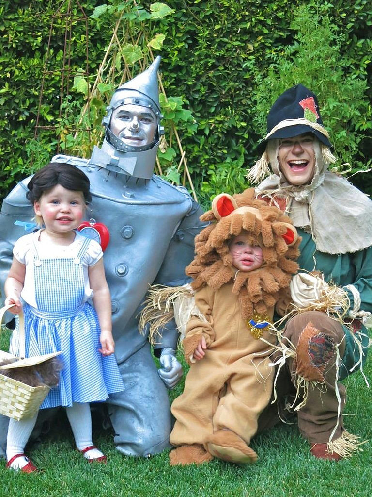 2012-Tin-Man-Scarecrow-Dorothy-Cowardly-Lion