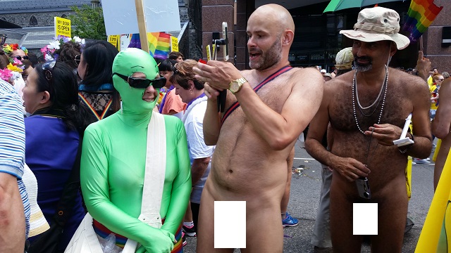 gayzombie