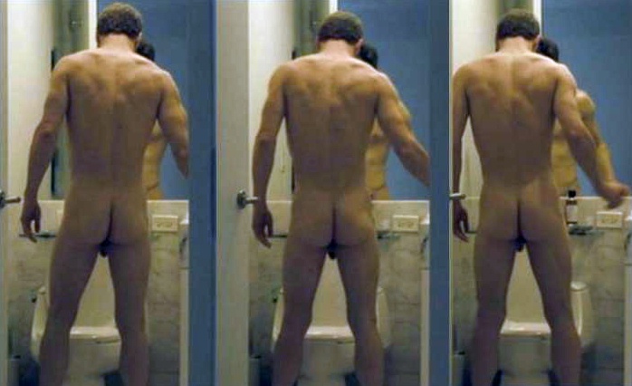 Michael Fassbender naked in Shame peeing into a toilet 