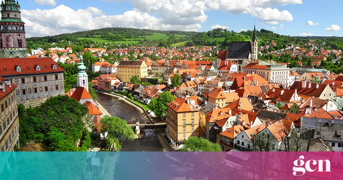 Czech Lawmakers Expand Same Sex Partnership Rights But Reject Marriage