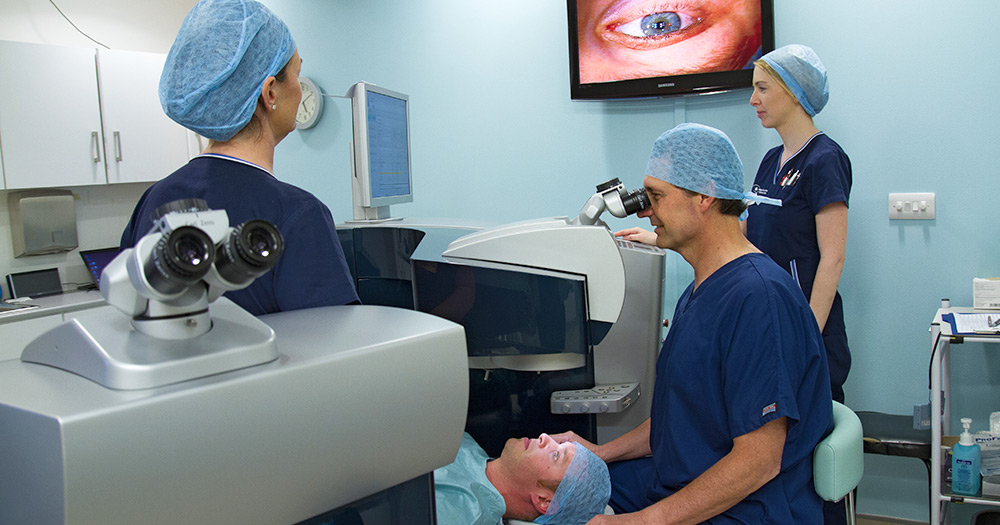 Surgeon's at Wellington Eye Clinic performing laser eye surgery