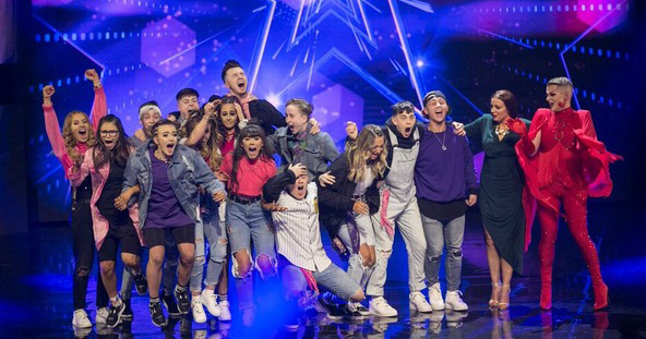 Paul Ryder and the other contestants of Ireland's Got Talent