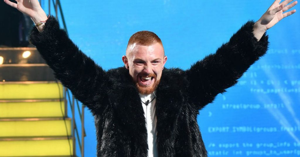 Cian Carrigan, a farmer from Tipperary, enters the Big Brother House.