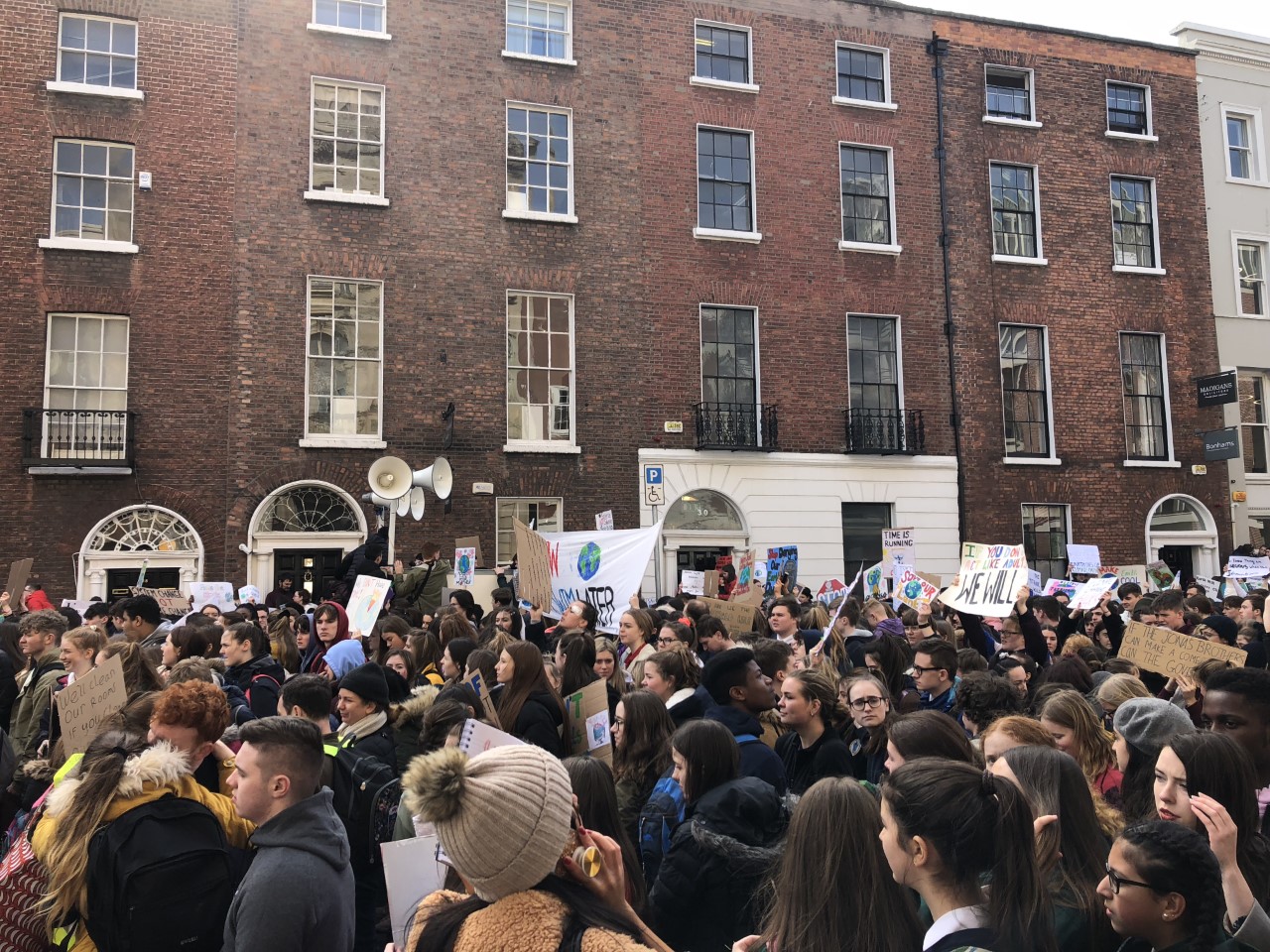 Thousands of students gather in Dublin to strike for climate action
