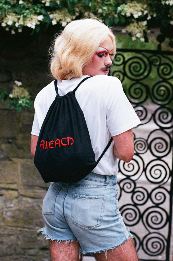 model wearing the aiteach backpack