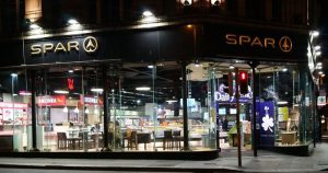 The image shows a shot of a Spar shot on the corner of Dame Street in Dublin where an attack took place.