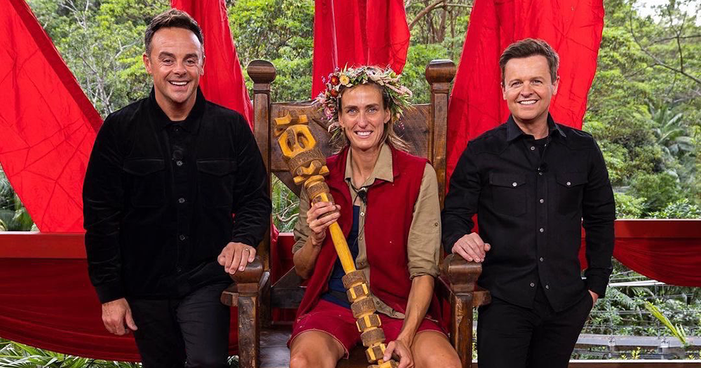 Jill Scott posing with Ant and Dec after winning I'm a Celeb.