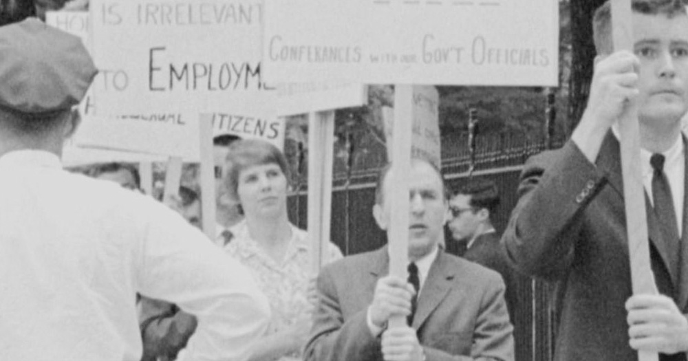 A photo of queer people and allies who protested the Lavender Scare.