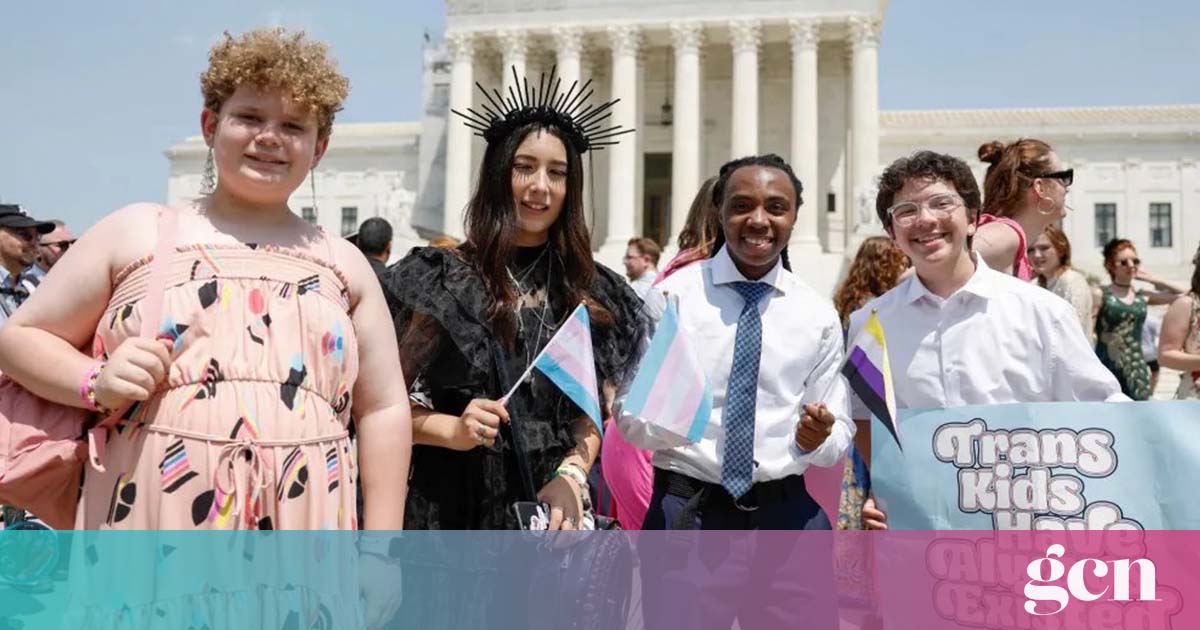 Over 100 students throw trans prom in front of US Capitol - Vimarsana News