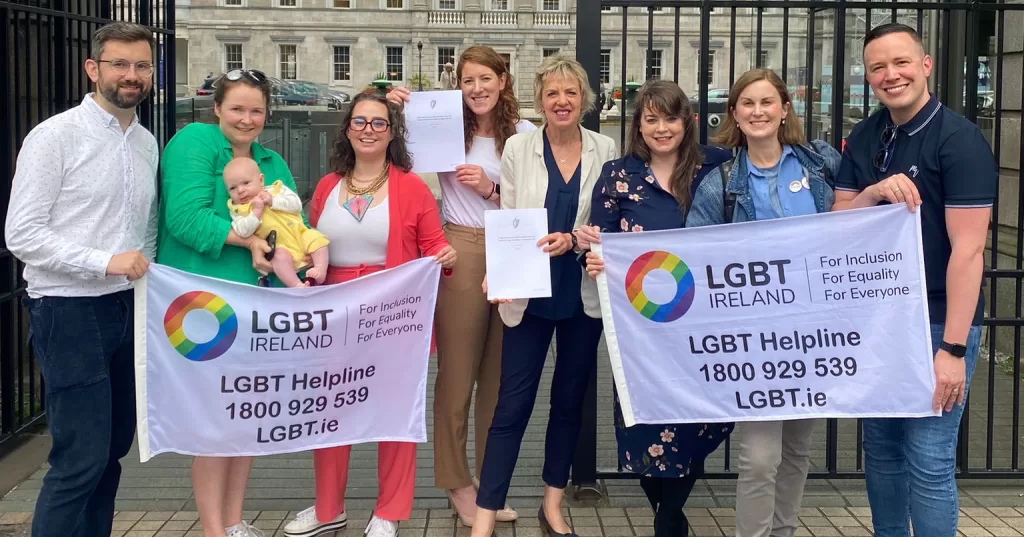 Group that introduced the bill to amend the family law establishing equality for same-sex parents.