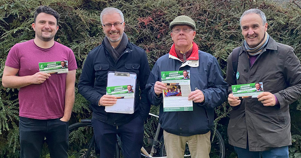 An image of Roderic O'Gorman and his canvassers in Dublin.