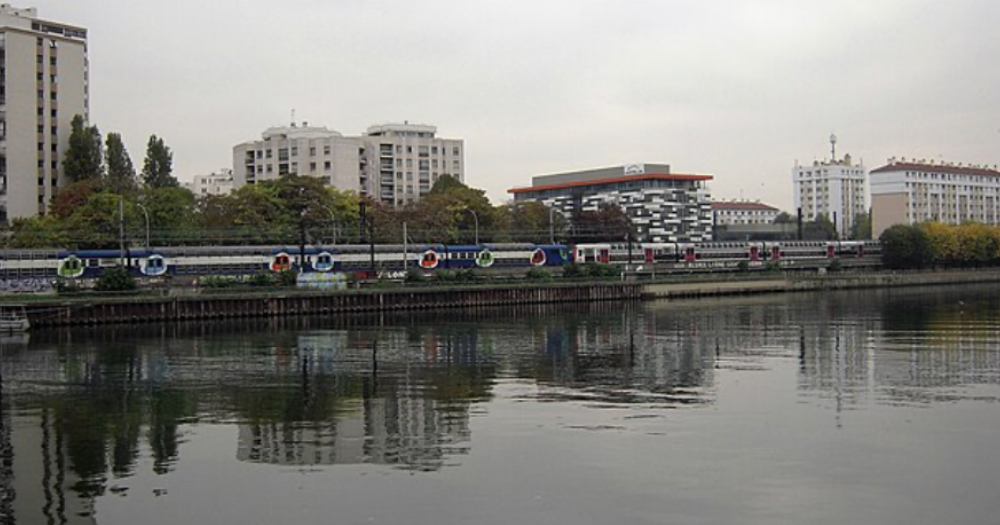 Image shows the River Seine close to where the bodies of the French victims of the serial killings were found.