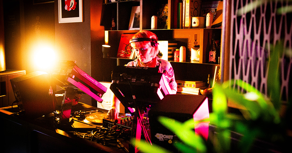 A DJ at Peach in Hen's Teeth.