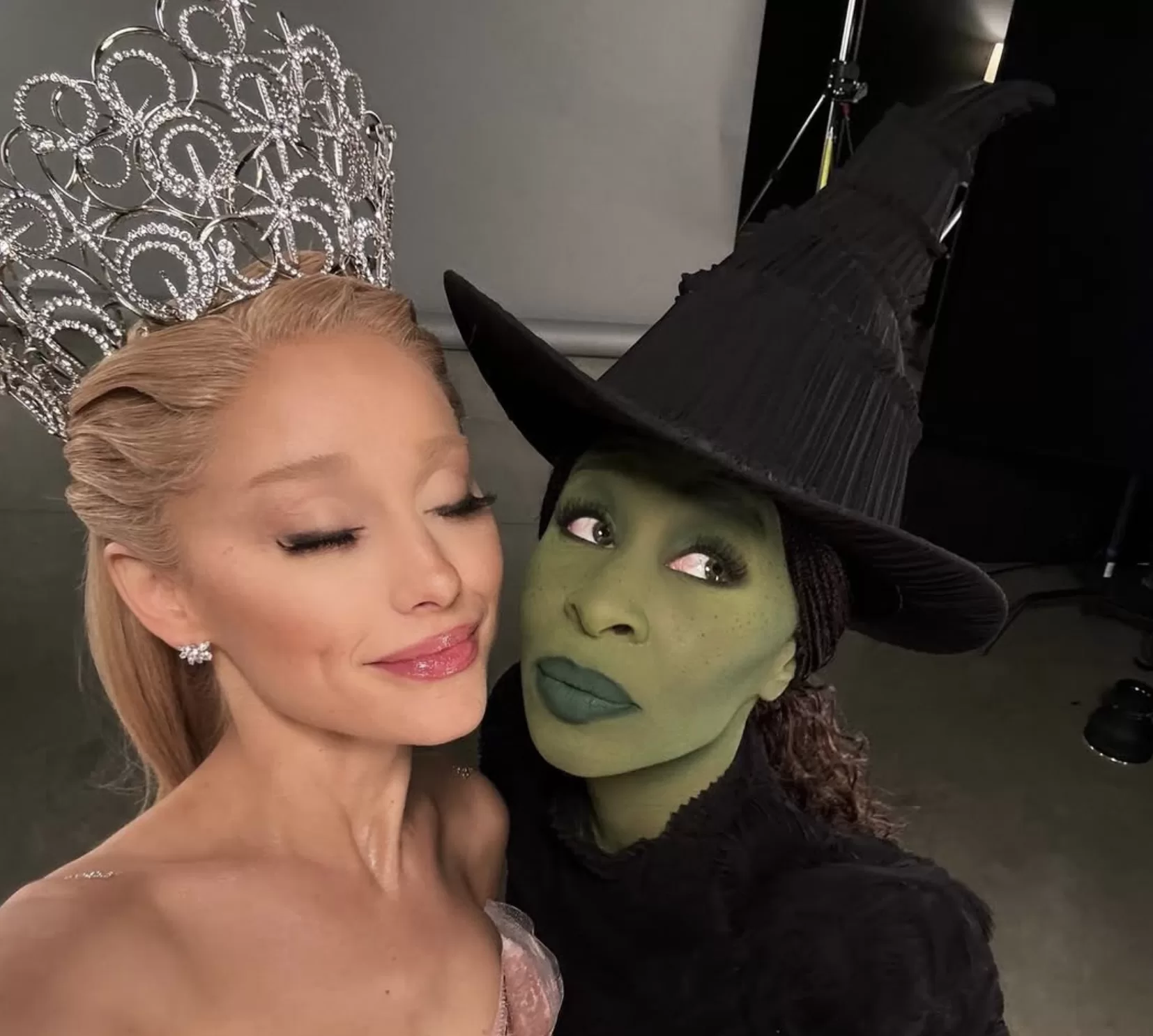Taking on a movie's theme and colors has been an important fashion trend in the queer community over the past couple of years. The photo is of Ariana Grande and Cynthia Erivo as Glinda and Elphaba.
