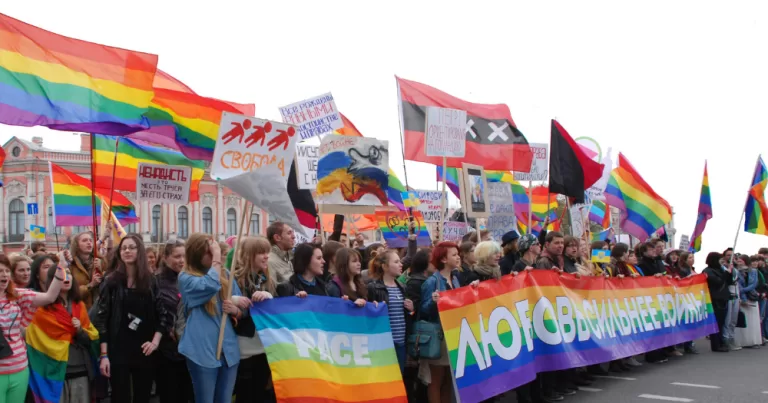 A LGBTQ+ protest in Russia. This article covers the arrest of a nighttclub owner.