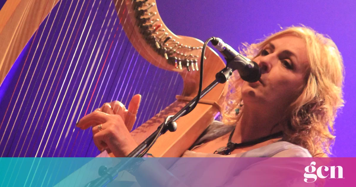 The community is paying tribute to Irish folk singer Moya (Máire) Brennan who passed away on Monday, April 13.