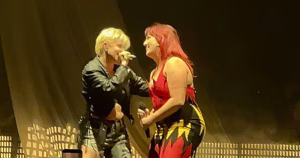Robyn and CMAT on stage in the 3Arena.